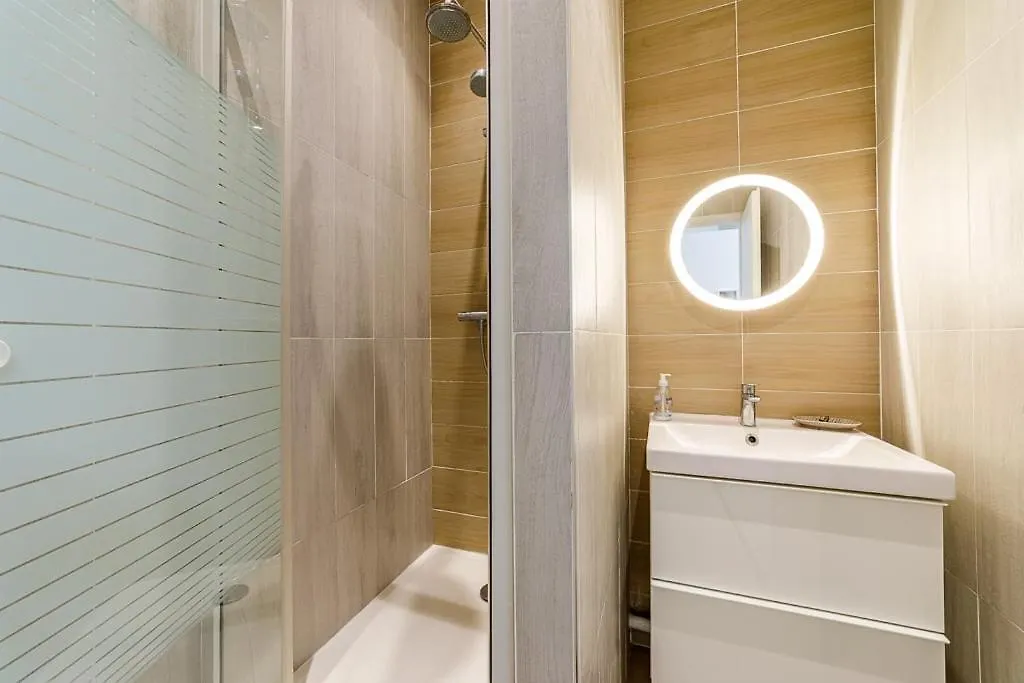 Cozy Apartement - Near Train Station - Les Freres De La Loc' Marseille 0*,  Frankrike